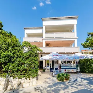 https://apartments-ruza-rajska-beach.primorje-gorskikotar.com