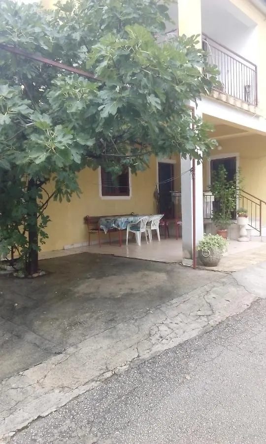 Ivan Starigrad Paklenica Apartment
